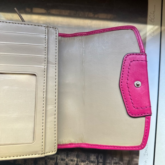Coach Pink and Tan Ashley Shoulder / Crossbody Bag with matching Wallet. - Picture 9 of 9